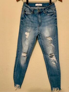 KanCan Light Blue Ripped Cropped Ankle Jeans, size 9/28